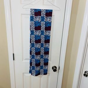🧣🧣 ❄️ ❄️Long Multicolered scarf/wrap🧣🧣Never used or worn🧣🧣❄️❄️